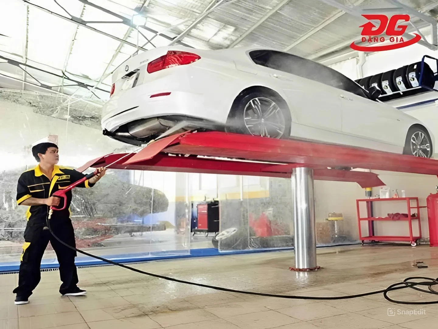 Rửa xe Hải nhà bè