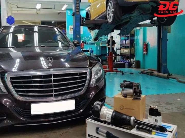 Trung tâm Mad Garage