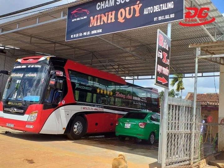 Tiệm rửa xe Minh Quý