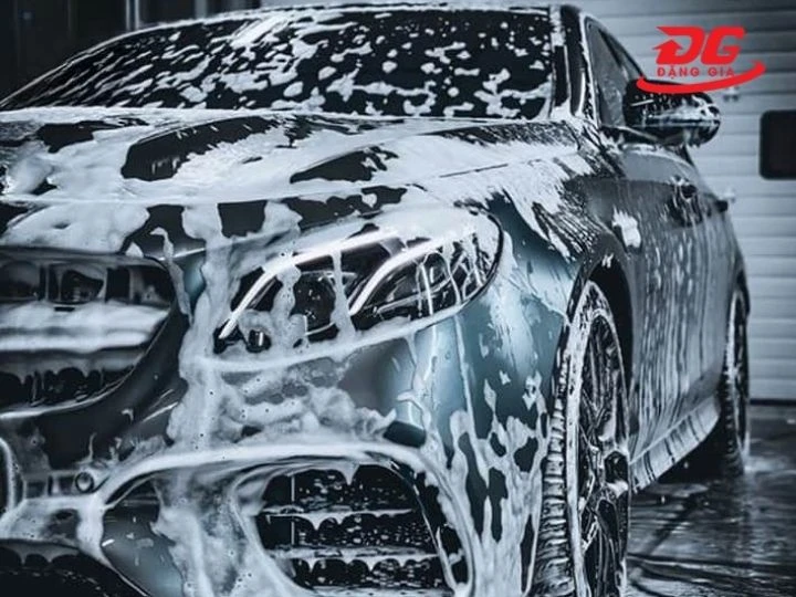 rửa xe cầu giấy ngõ 143 Quan Hoa