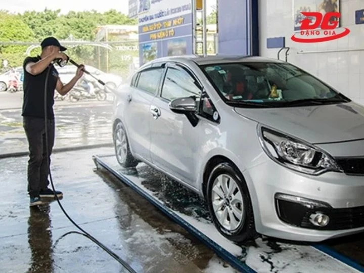 Rửa xe Thanh Tùng