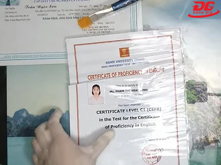 Ép plastic bị nhăn, lệch