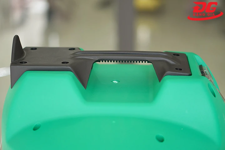 tay cầm của máy hút bụi Kumisai KMS 803