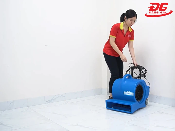 quạt thổi Supper Clean HC 535 hoạt động nhiều giờ