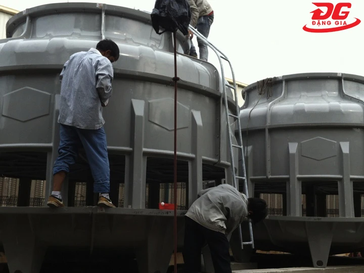 Thang leo Tháp giải nhiệt nước TASHIN TSC 250RT