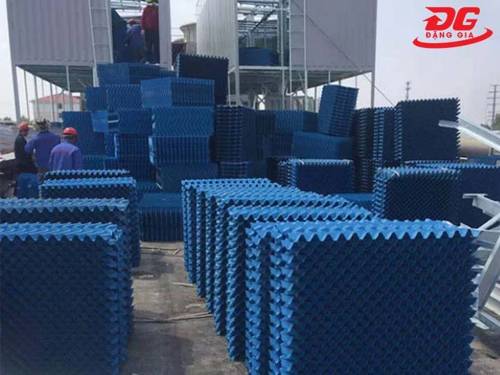 Tháp giải nhiệt vuông Kumisai KMS 125RT vận hành bền bỉ