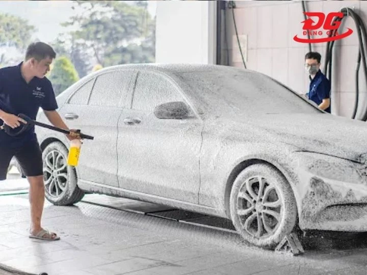 Tiệm rửa xe Hoàng Sơn