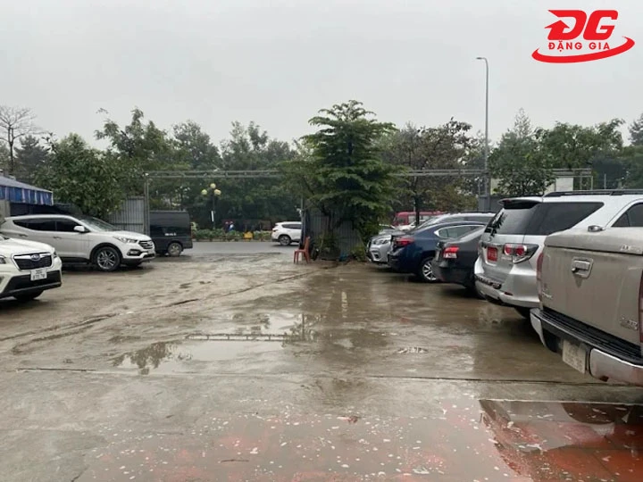 Rửa xe Duy Hướng