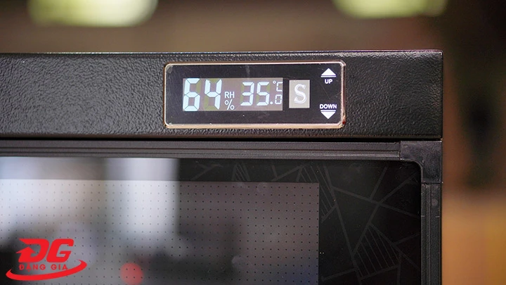 Dễ dàng điều chỉnh các thông số nhờ bàng điều khiển tiện ích