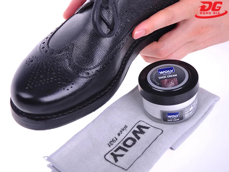 Sáp đánh giày Woly sở hữu nhiều ưu điểm nổi trội