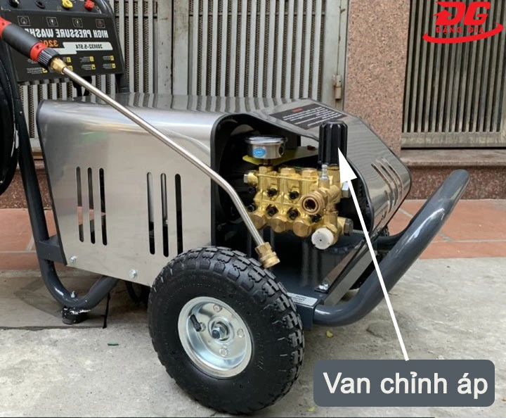 Chỉnh áp lực nhờ van chỉnh áp