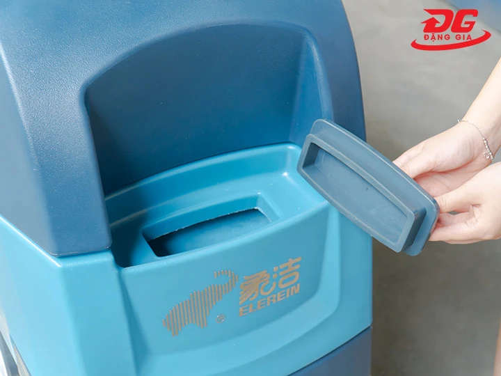 vi-tri-them-nuoc-may-cha-san-cong-nghiep-elerein-e60