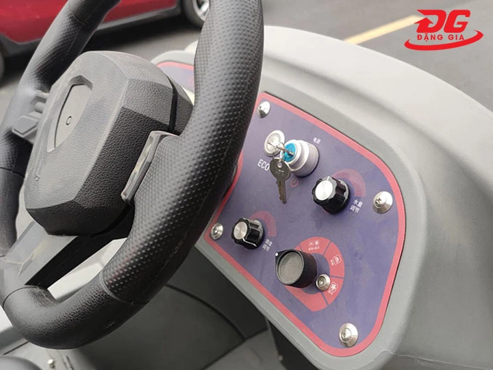 vô lăng Máy chà sàn ngồi lái Kumisai KMS 245