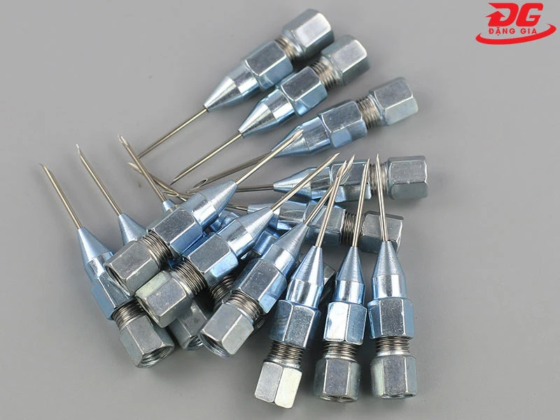 Ốc bơm mỡ bò đầu kim