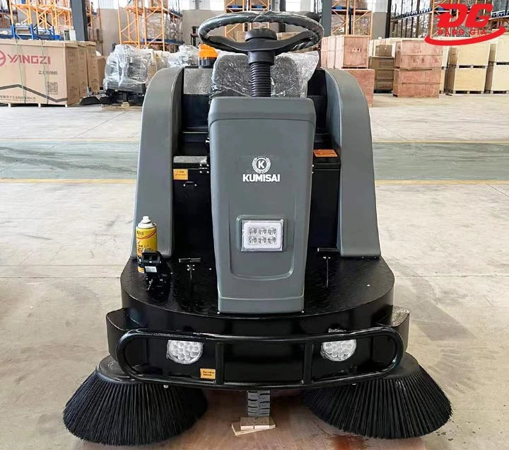 bán Xe quét rác ngồi lái Kumisai KMS-S5