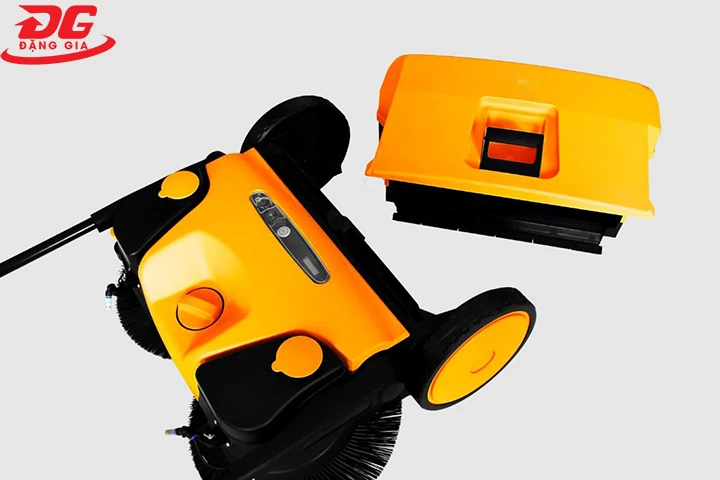 Xe quét rác chạy acquy Kumisai KMS 780E giá rẻ