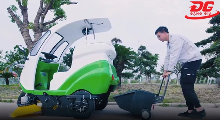 xe quét rác Kumisai KMS 120