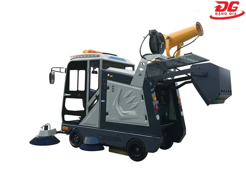 Xe quét rác ngồi lái Kumisai KMS 2300