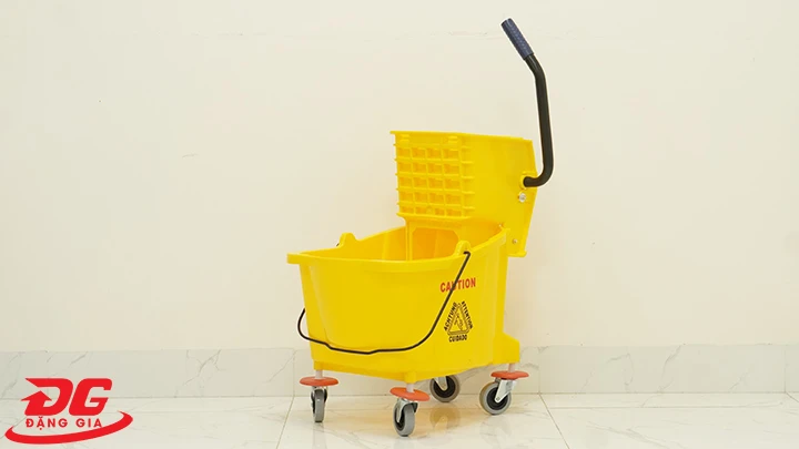 Xe vắt móp đơn 32 lít