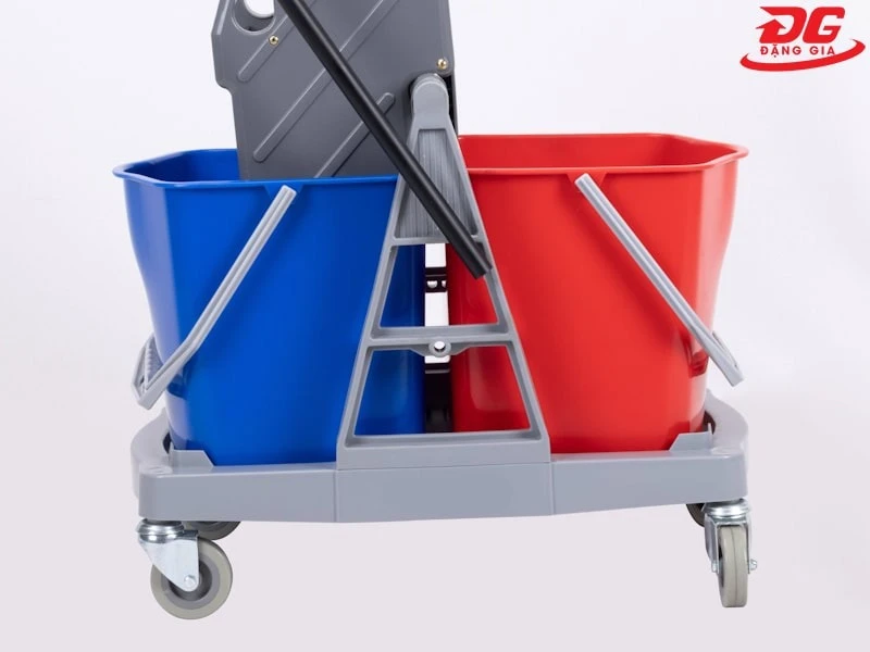 Bánh xe chắc chắn, có thể xoay 360 độ