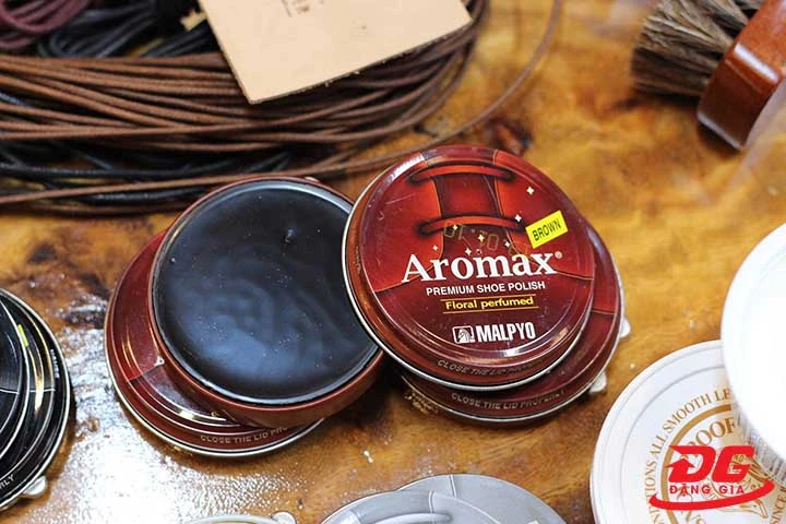 Xi đánh giày Aromax màu nâu
