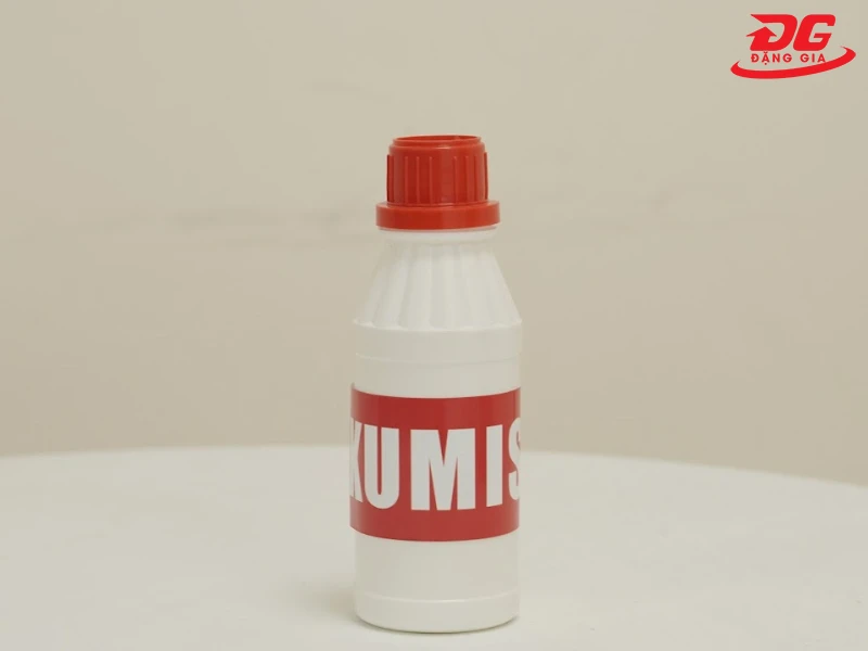 Xi nước đánh giày của Kumisai