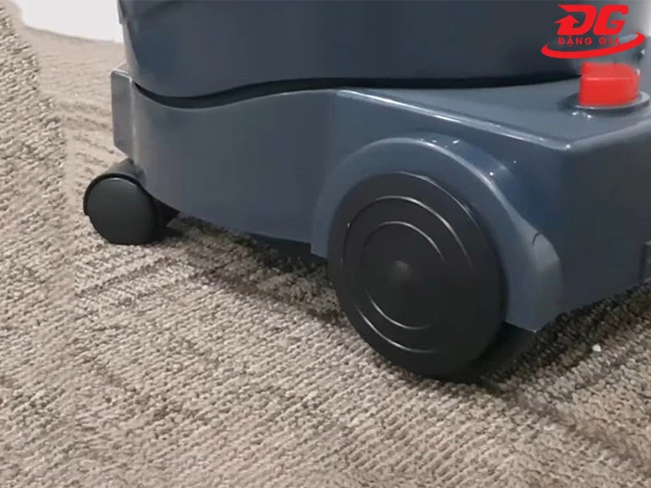 Bánh xe máy hút bụi công nghiệp Typhoon SM120