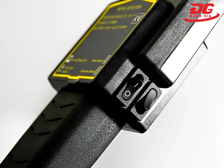 Công tắc bật tắt Super Scanner MD 3003B1