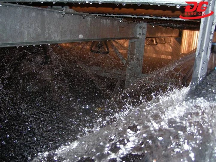 Tháp giải nhiệt Kumisai KMS 175RT mát sâu, ổn định