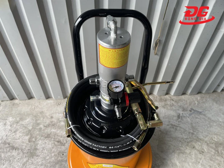 Đầu bơm khí nén máy bơm mỡ Kocu GZ-10 (20 lít)