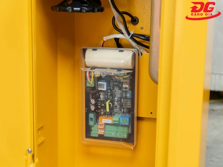 Cổng barrier BST-170 an toàn