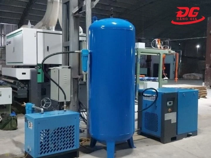 Chọn mua máy nén khí trục vít 5HP theo hình thức nén