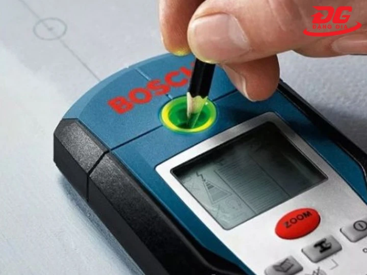 Màn hình Máy dò kim loại cầm tay Bosch DMF 10 Zoom