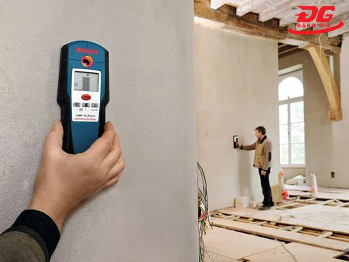 Máy dò kim loại cầm tay Bosch DMF 10 Zoom chuẩn