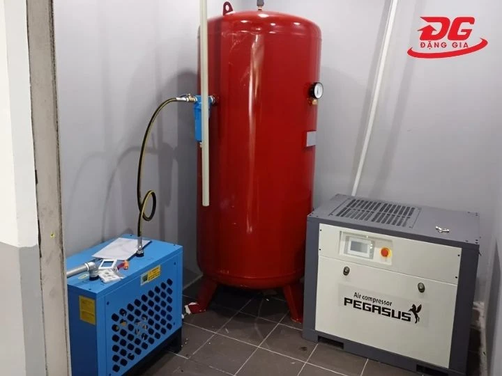 Máy nén khí trục vít 5HP thiết kế tinh gọn