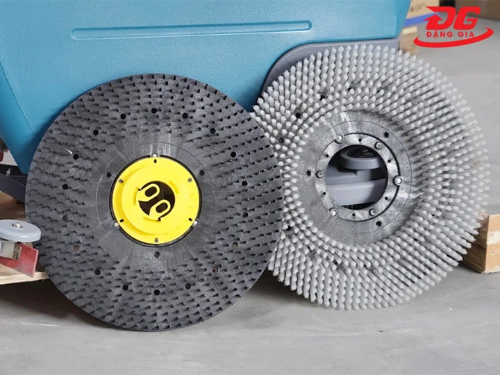 cấu tạo Máy chà sàn công nghiệp Kumisai KMS 65B