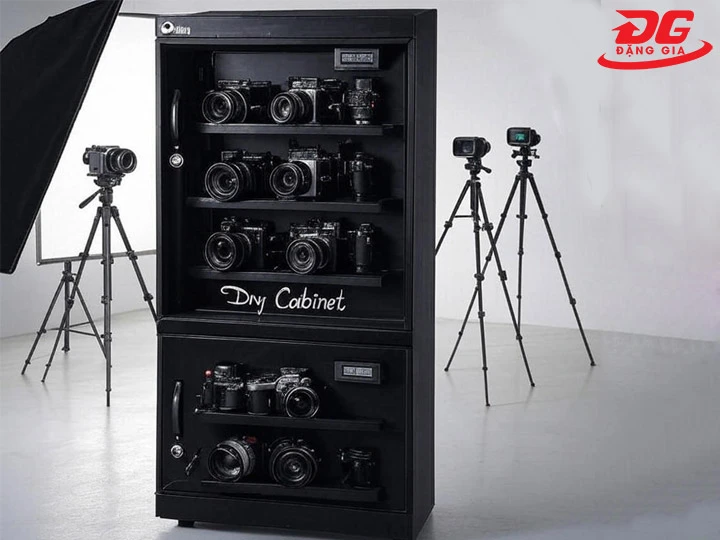 Tủ chống ẩm 200L FujiE AD200