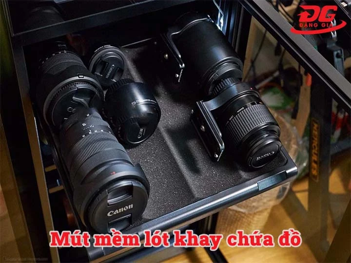 Mút mềm lót khay chứa tủ chống ẩm