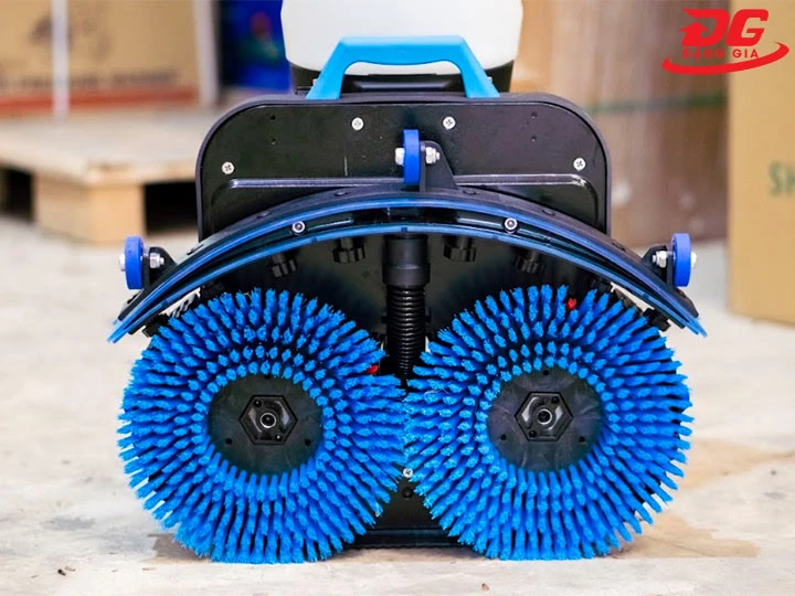 bàn chải kép máy chà sàn Kumisai KMS-180