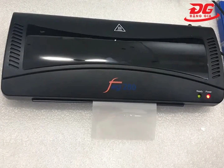 máy ép plastic FEG 280 linh hoạt ép nóng nguội