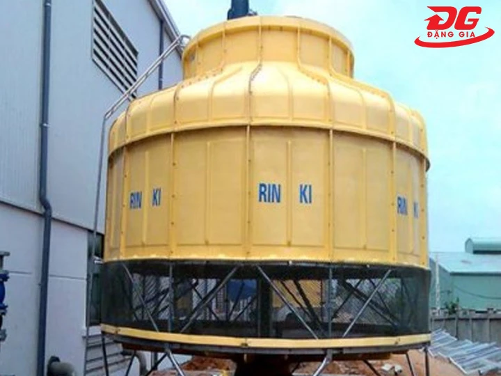 Tháp hạ nhiệt nước Rinki FRK 100T