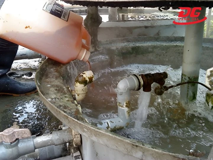 Tẩy cặn bẩn trong đường ống dẫn