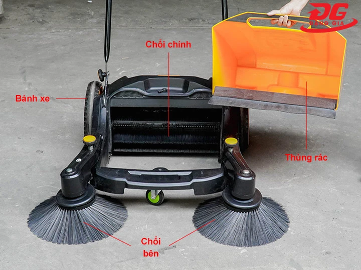Chi tiết cấu tạo máy quét rác đẩy tay 