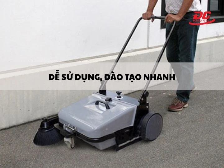 Máy quét rác đẩy tay thân thiện với người dùng
