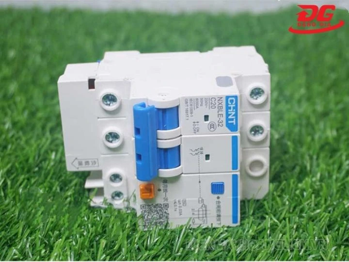 Phụ kiện máy rửa xe át tô mát