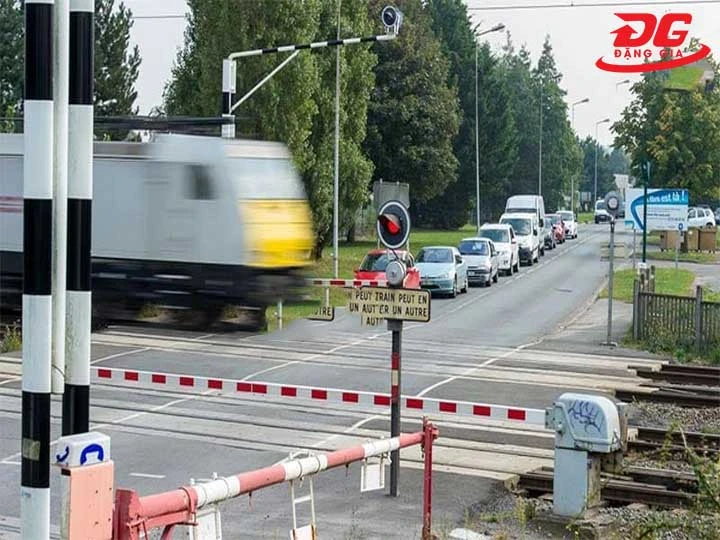 Barie cần gập bền