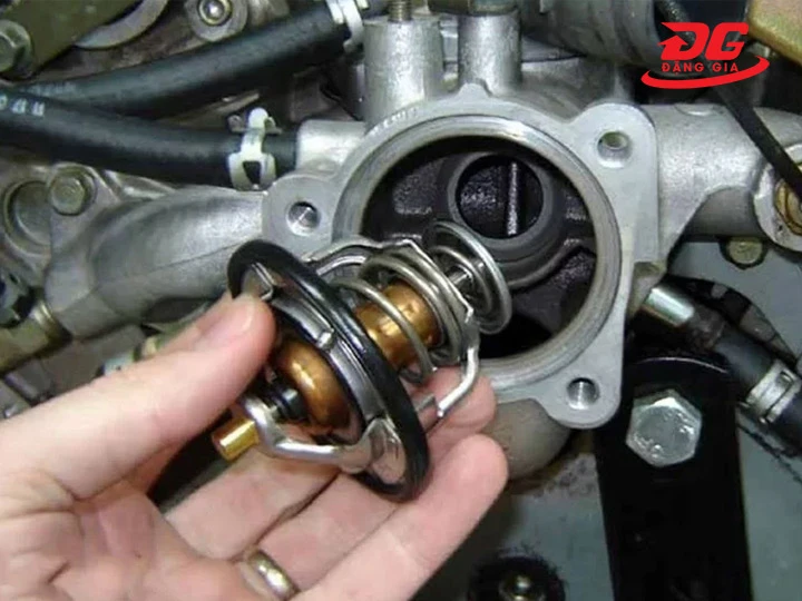 Chức năng chính của van hằng nhiệt