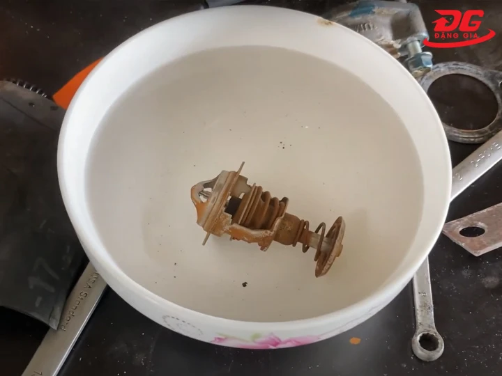 Hướng dẫn kiểm tra van hằng nhiệt máy nén khí