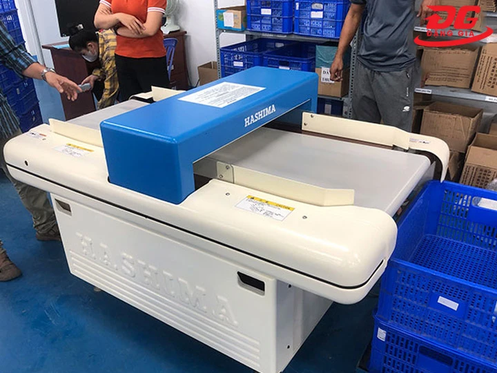 Máy dò kim loại Hashima HM-6000