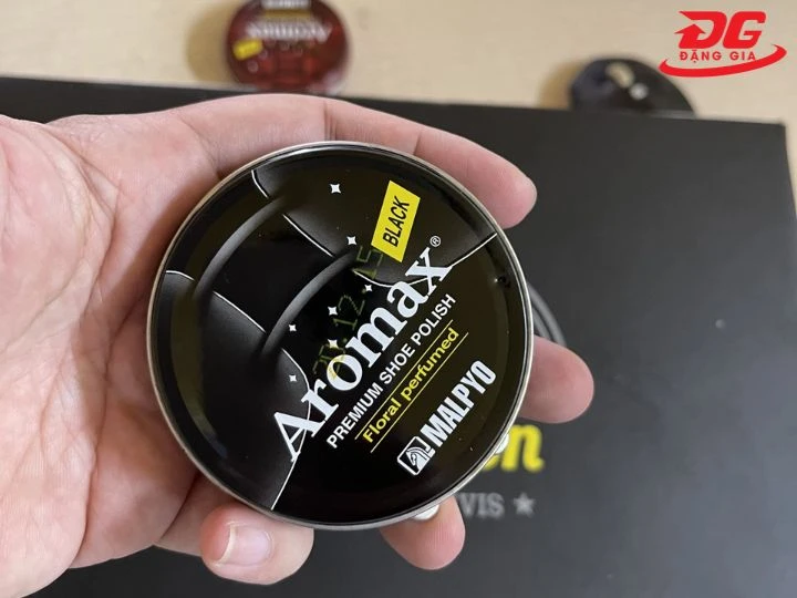 Xi đánh giày da lộn Aromax